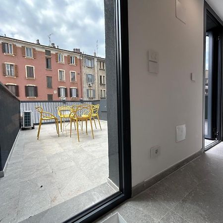Kibilu Luxury Apt With Terrace, Isola District And Near Garibaldi Station Милан Экстерьер фото